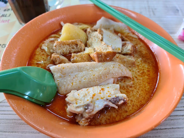 Heng Kee Curry Chicken Bee Hoon Mee