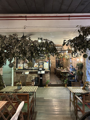 Buttercake N Cream - Singapore