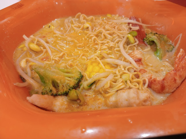 Zhang Liang Mala Tang 张亮麻辣烫 @Bedok Mall - Hospitality and gastronomy