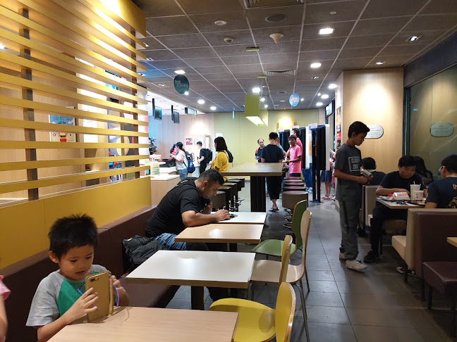 Pizza Hut Delivery - Bukit Merah - Singapore