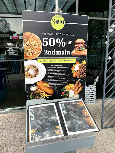 Comentarii opinii despre Nom Bistro