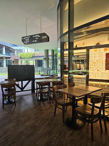 Comentarii opinii despre Chic-a-boo @ Woods Square