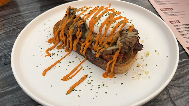 Comentarii opinii despre Oddity