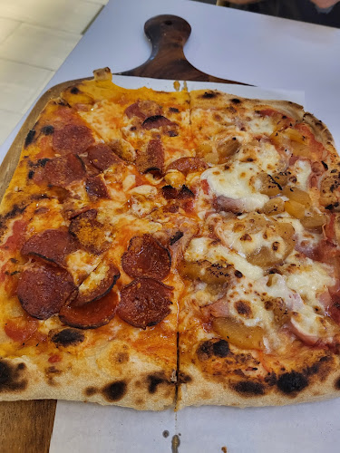 Comentarii opinii despre Fernando's Pizza @ Margaret Drive | Singapore