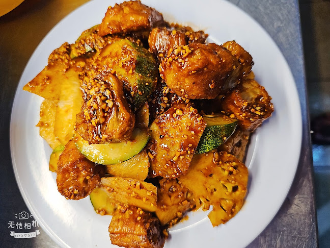 Jia Mei Cooked Food - Hospitality and gastronomy