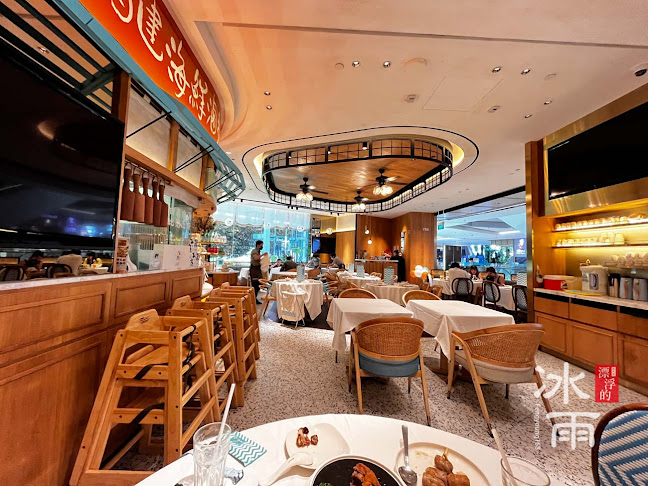 78 Airport Boulevard, #02-249, Jewel, 78 Airport Blvd., #02 - 249 Singapore Changi Airport, 819666