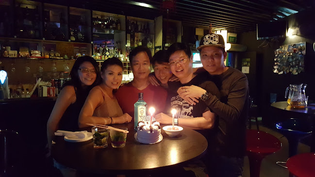 Comentarii opinii despre Le Starlette Pub