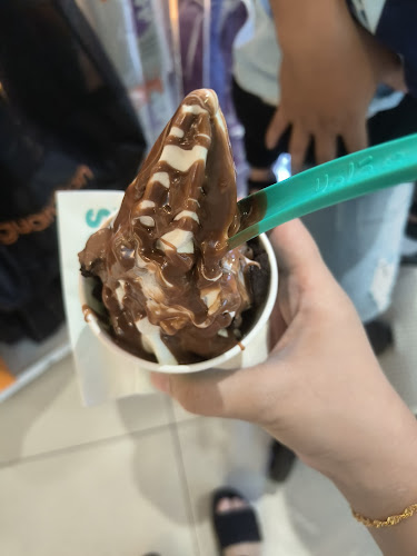 Yolé - Tampines Mall - Singapore