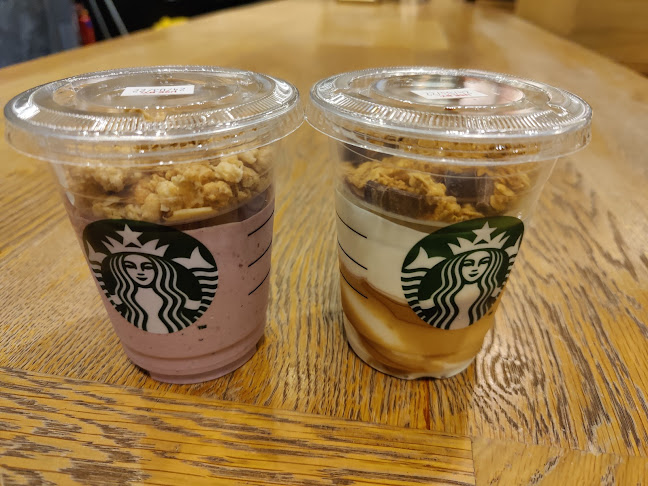 Comentarii opinii despre Starbucks Terminal 3 Departure Hall