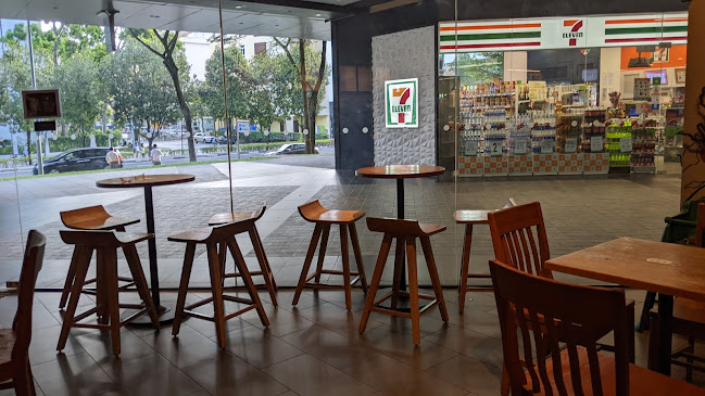 Starbucks Aperia - Hospitality and gastronomy