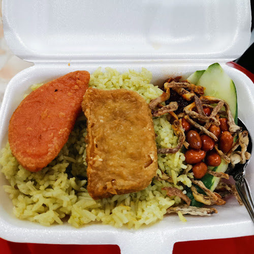 Divine Realm Vegetarian Restaurant Blk501 Hougang - Singapore