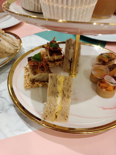 370 Alexandra Rd, #01-23/24/25/35/36 Anchorpoint Shopping Centre, Singapore 159953