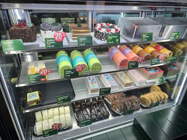 Polar Puffs & Cakes | Tampines Mall