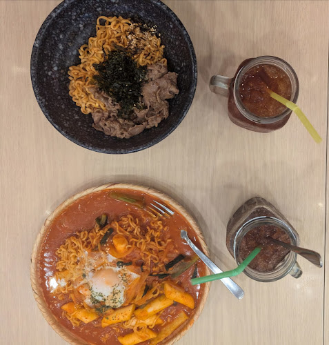 10 Paya Lebar Rd, #02-09 PLQ Mall, Singapore 409057