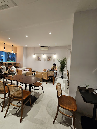 Cafe Lilac by Whisking Bakes - Singapore