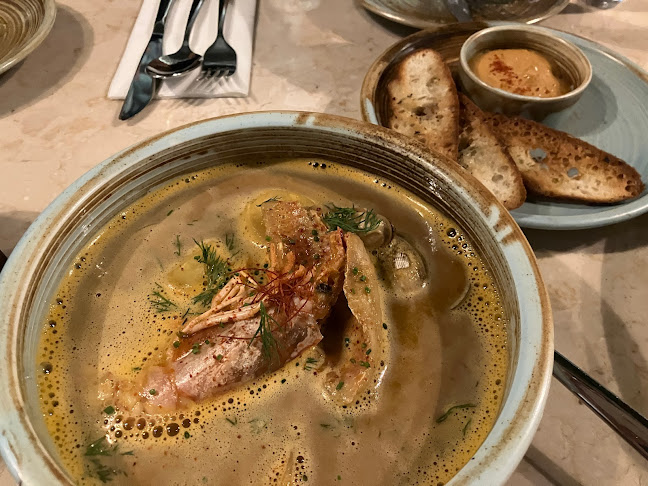 Loulou - French Cuisine & Wine Bar - Hospitality and gastronomy