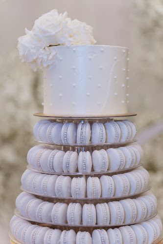 Blush Artisan Wedding and Birthday Cakes - Hospitality and gastronomy
