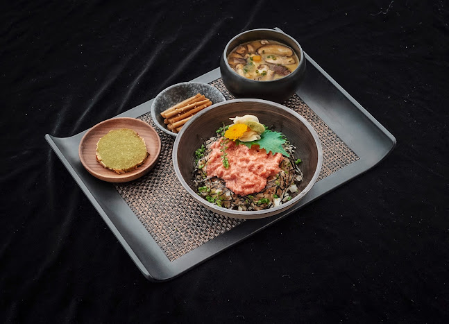 FLNT | Nikkei Restaurant & Bar