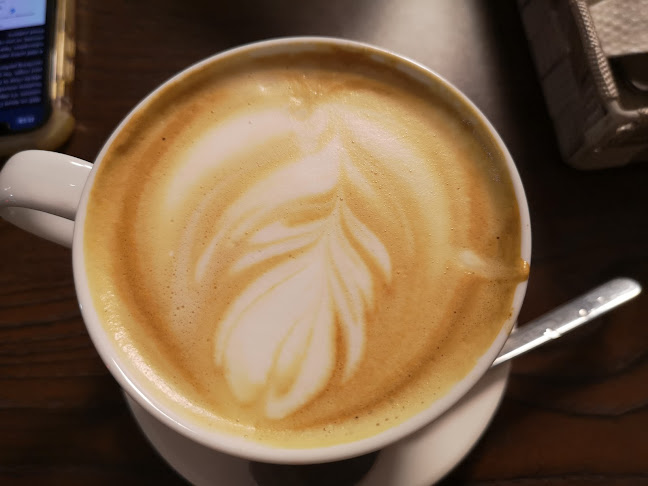 Lola Faye Cafe - Singapore