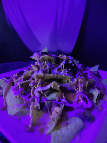 Opinii despre D'SKUNKS LOUNGE în Singapore - Hospitality and gastronomy