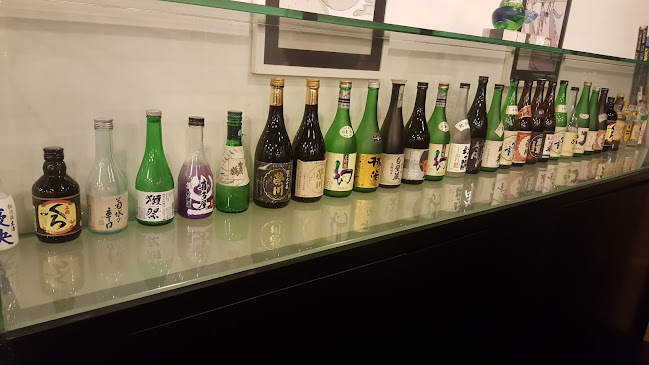 Standing Sushi Bar - Hospitality and gastronomy