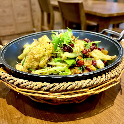 Sichuan Tianfu Restaurant 天府川菜 (Clementi) - Hospitality and gastronomy