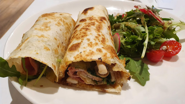 Cedele Bakery Kitchen - Parkway Parade - Singapore