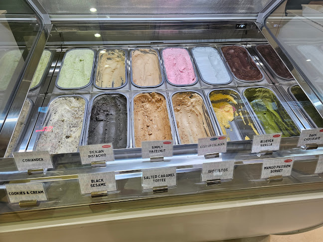 Crazy Scoops - Singapore