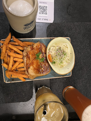 Opinii despre SERVUS German Burger Grill | VIVOCITY în Singapore - Hospitality and gastronomy