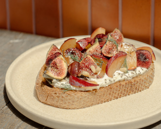 199 E Coast Rd, Singapore 428902