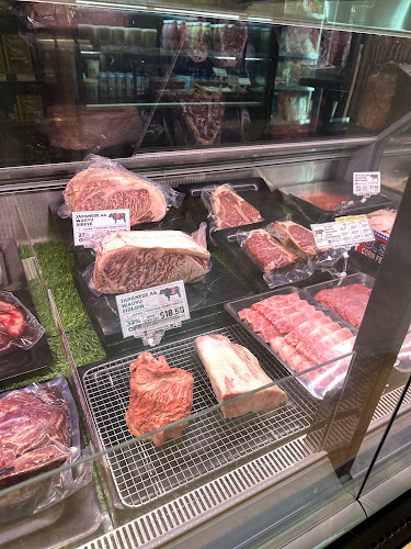 695D E Coast Rd, Singapore 459059