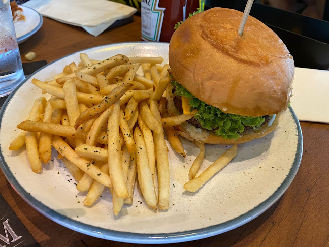 American Taproom, Geylang - Hospitality and gastronomy