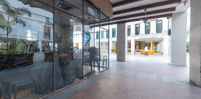 Opinii despre Starbucks Bugis Junction în Singapore - Hospitality and gastronomy