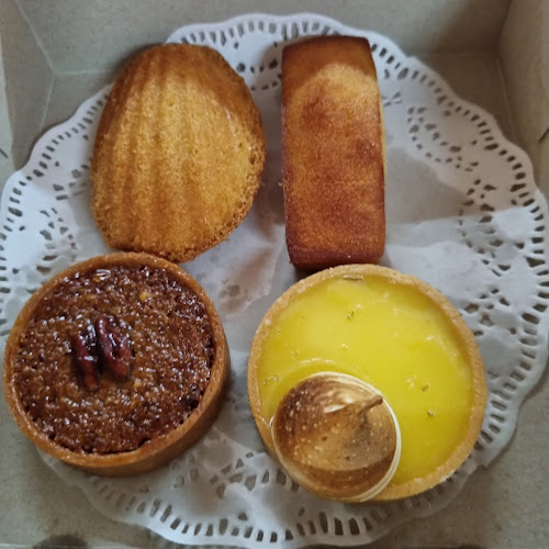 505 Beach Rd, #01-106 Golden Mile Food Centre, Singapore 199583