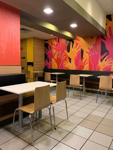 McDonald's Hougang Ave 8 - Hospitality and gastronomy