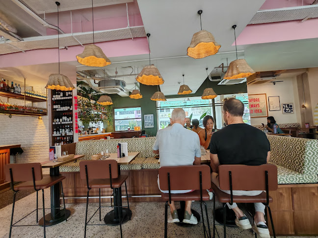 Opinii despre MERCI MARCEL EAST COAST în Singapore - Hospitality and gastronomy