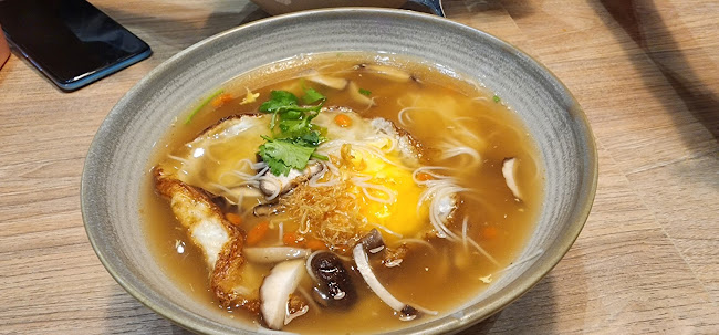 377 Hougang St. 32, #01-09 Hougang RiverCourt, Singapore 530377