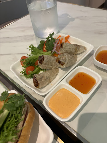 Comentarii opinii despre The Pho Place by LILY.S