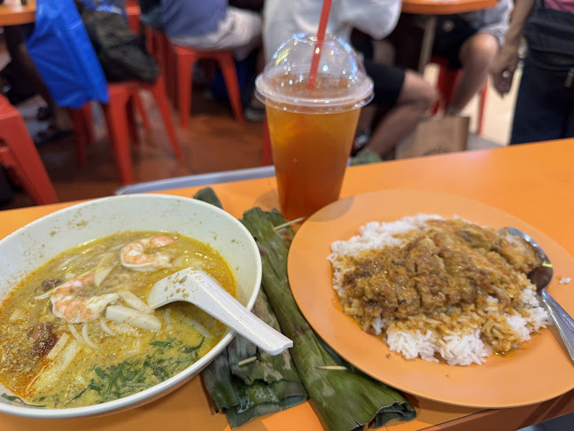 Janggut Laksa @Queensway Shopping Centre - Singapore