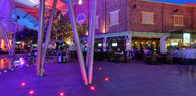 Opinii despre Wings Bar & Grill în Singapore - Hospitality and gastronomy