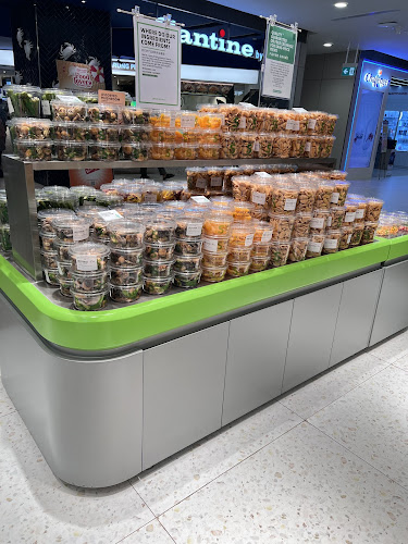 Opinii despre SNACK BOX 零食工坊 @ Pasir Ris Mall în Singapore - Hospitality and gastronomy