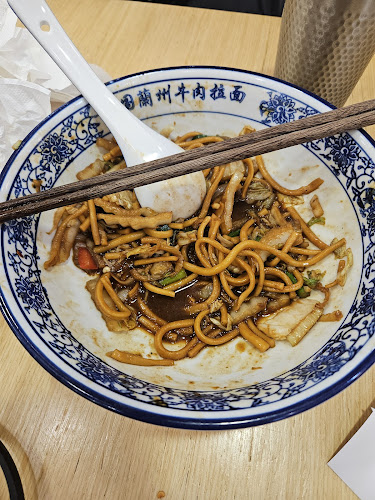 Tongue Tip Lanzhou Beef Noodles 舌尖尖 (Century Square) - Hospitality and gastronomy