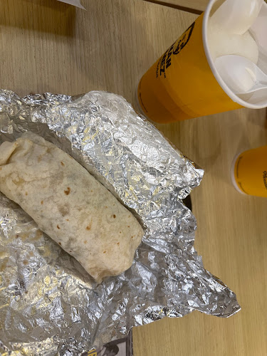 Guzman y Gomez - Hospitality and gastronomy