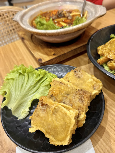 377 Hougang St. 32, #01-09 Hougang RiverCourt, Singapore 530377