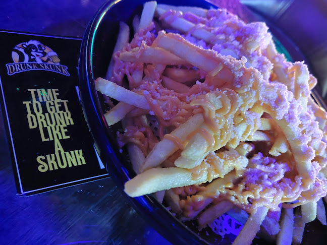 D'SKUNKS LOUNGE - Singapore