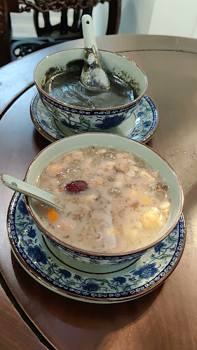 Darkness Dessert 甜品屋 - 36 Temple street / 100 Tanjong Pagar Road - Hospitality and gastronomy