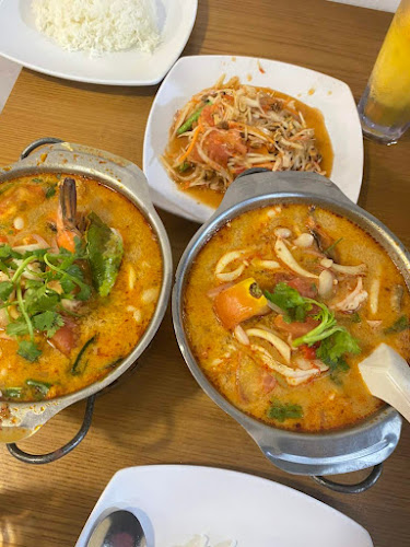 Mae Toi Mahasarakahm Thai restaurant - Hospitality and gastronomy