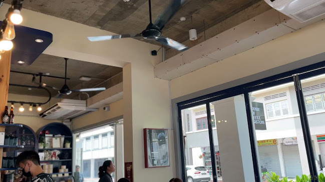 Common Man Coffee Roasters - Joo Chiat Road - Hospitality and gastronomy