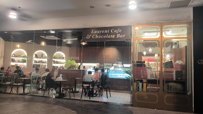 Opinii despre Laurent's Café & Chocolate Bar în Singapore - Hospitality and gastronomy