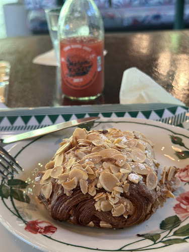 Tiong Bahru Bakery - Safari - Hospitality and gastronomy